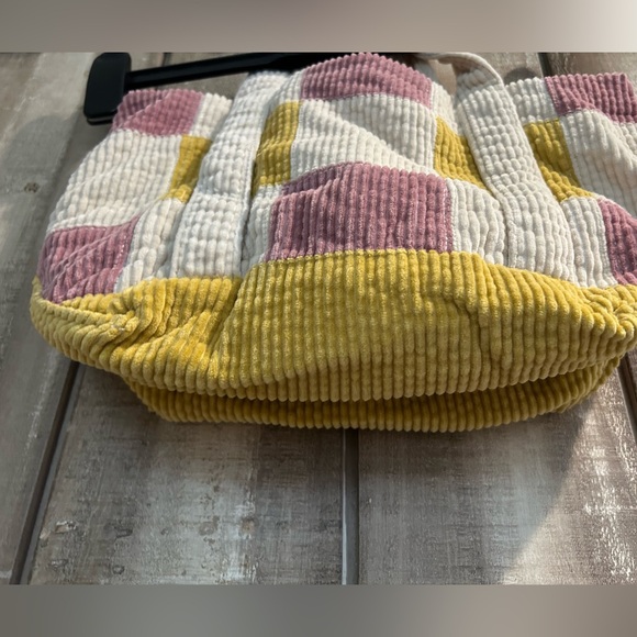 BDG Urban Outfitters patchwork mini corduroy tote bag in blush - Picture 8 of 8